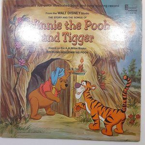 1968 Vintage Walt Disney's Disneyland Book w/ Vinyl LP-WINNIE THE POOH & TIGGER